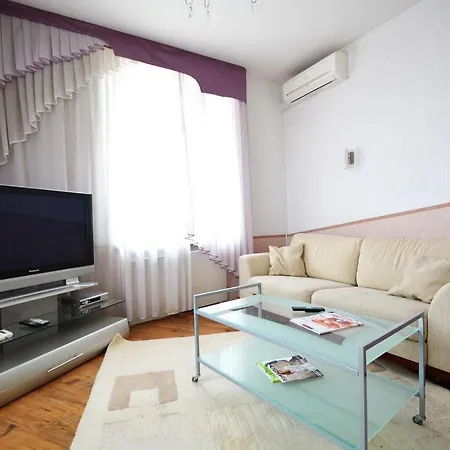 Daire Aparton Nezavisimosti Prospekt 52/1 Minsk